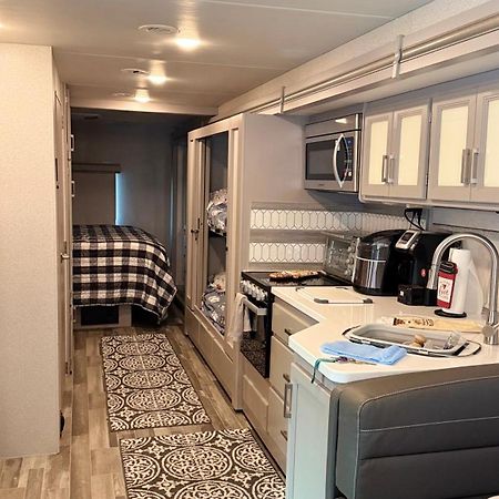 Private Cozy R/V , For Your Enjoyment Tamiami Exteriör bild