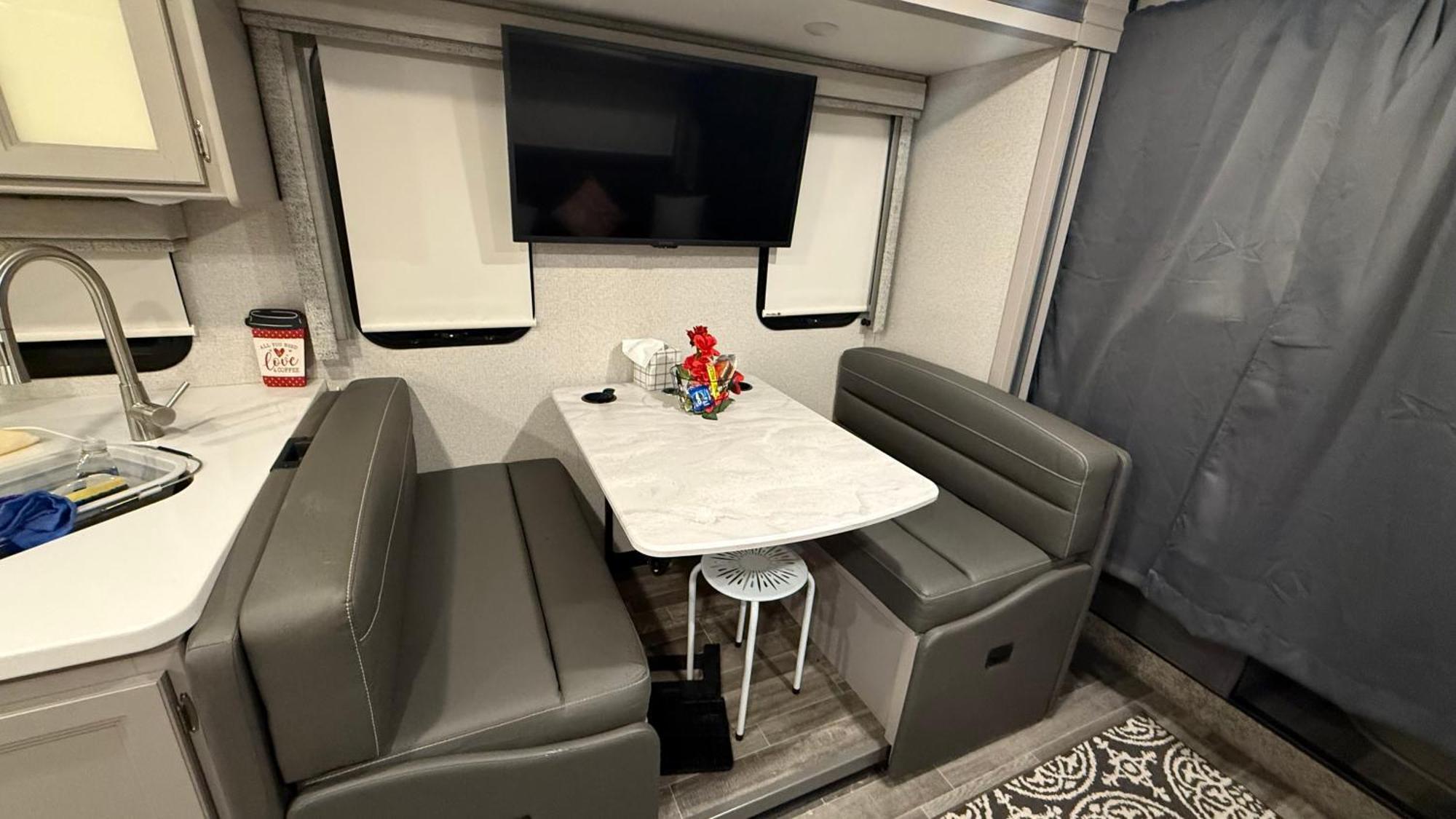 Private Cozy R/V , For Your Enjoyment Tamiami Exteriör bild